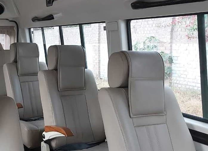 12 Seater Tempo Traveller